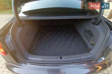 Седан Audi A6 2012 в 