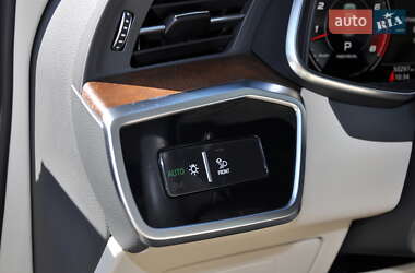 Седан Audi A6 2021 в 