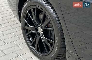 Седан Audi A6 2019 в 