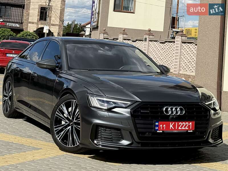 Седан Audi A6 2018 в 