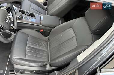 Седан Audi A6 2018 в 