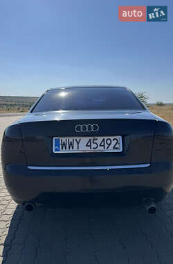 Седан Audi A6 2002 в 
