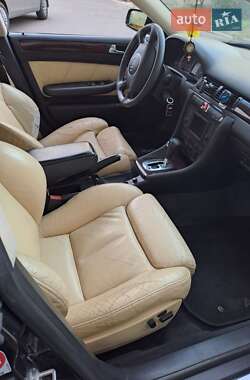 Универсал Audi A6 2003 в 