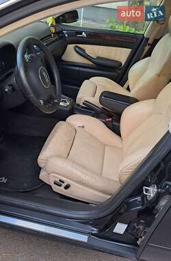 Универсал Audi A6 2003 в 