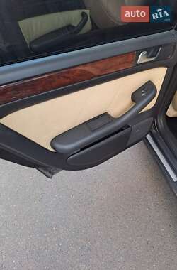 Универсал Audi A6 2003 в 