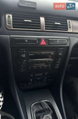 Универсал Audi A6 2000 в 