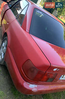 Седан Audi A6 1995 в 
