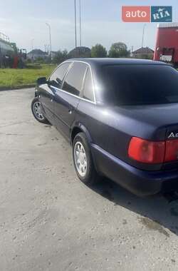 Седан Audi A6 1996 в Городку