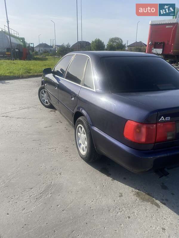 Седан Audi A6 1996 в Городке