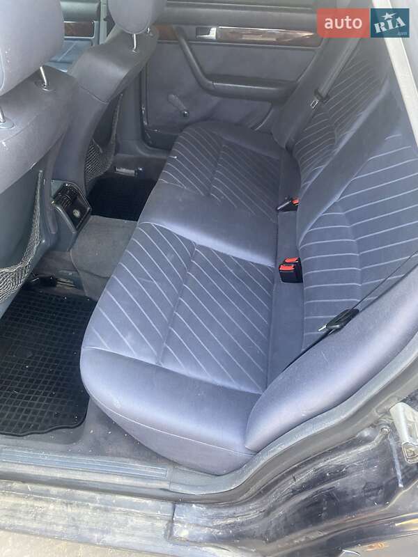 Седан Audi A6 1996 в Городке