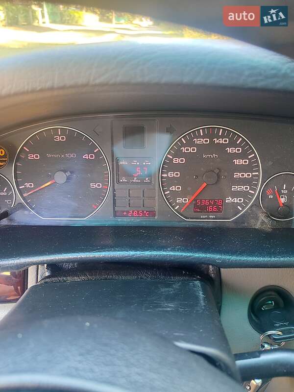 Седан Audi A6 1995 в Золотоноше
