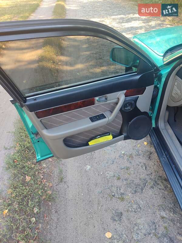 Седан Audi A6 1995 в Золотоноше