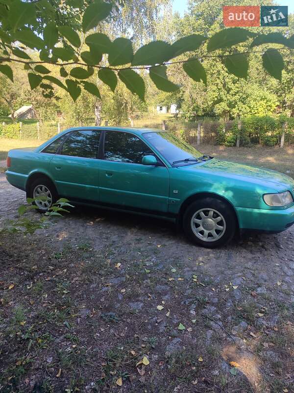 Седан Audi A6 1995 в Золотоноше