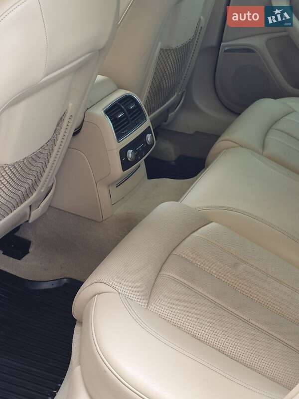 Седан Audi A6 2014 в Львове