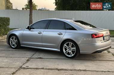 Седан Audi A6 2015 в 