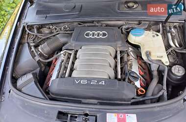 Седан Audi A6 2004 в 