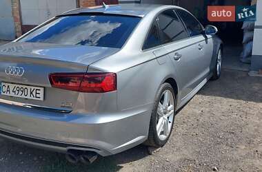 Седан Audi A6 2015 в 