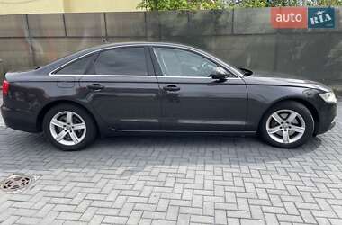 Седан Audi A6 2011 в Солотвине