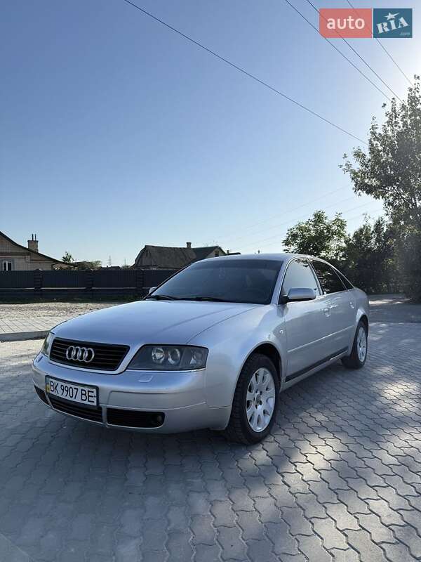 Седан Audi A6 2001 в Ровно