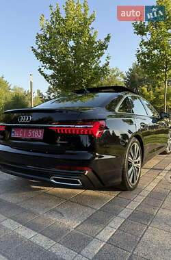 Седан Audi A6 2019 в 