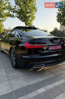 Седан Audi A6 2019 в 