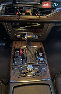 Седан Audi A6 2014 в 