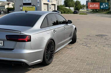 Седан Audi A6 2015 в 