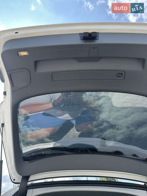 Универсал Audi A6 2011 в Днепре