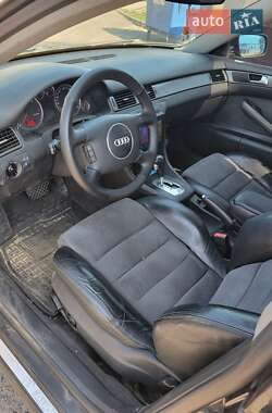 Седан Audi A6 2002 в 