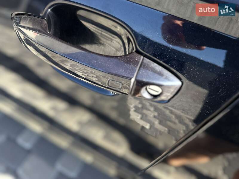 Седан Audi A6 2014 в Львові