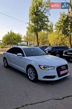 Седан Audi A6 2014 в 