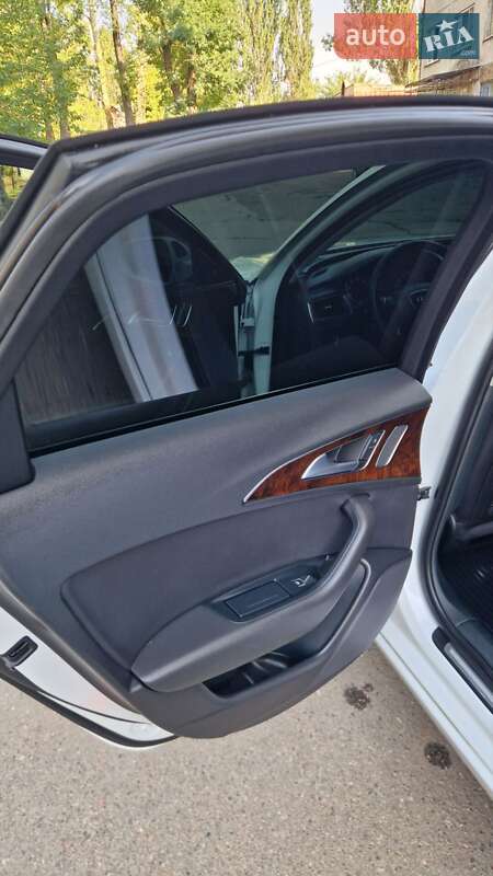 Седан Audi A6 2014 в Николаеве
