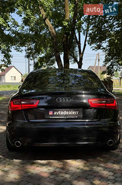 Седан Audi A6 2013 в 