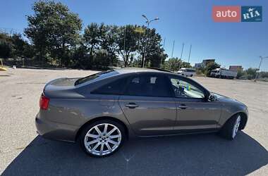 Седан Audi A6 2013 в 
