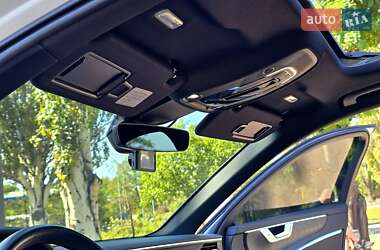 Седан Audi A6 2019 в 