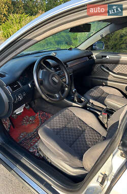 Универсал Audi A6 1999 в 