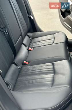 Седан Audi A6 2019 в 