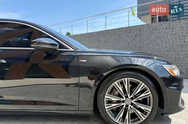 Седан Audi A6 2019 в 
