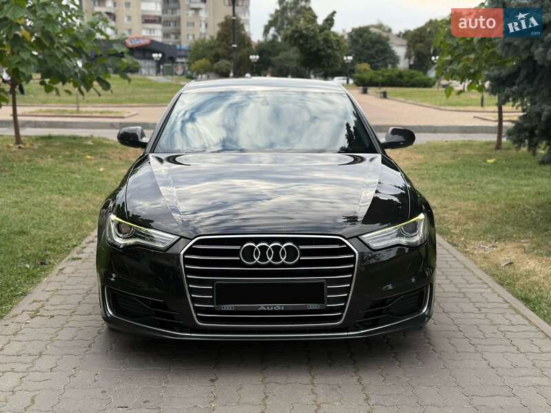 Седан Audi A6 2015 в Луцке
