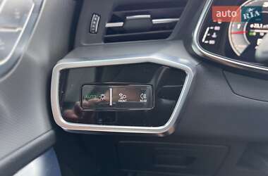 Седан Audi A6 2021 в 