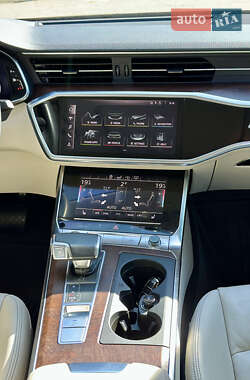 Седан Audi A6 2019 в 