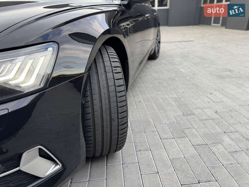 Седан Audi A6 2021 в Мукачевому