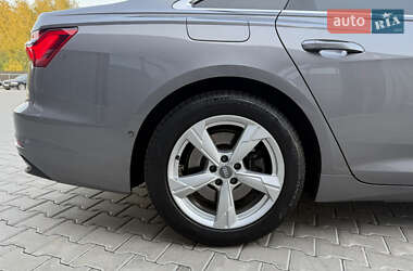Седан Audi A6 2020 в 