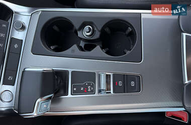 Седан Audi A6 2020 в 