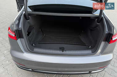 Седан Audi A6 2020 в 