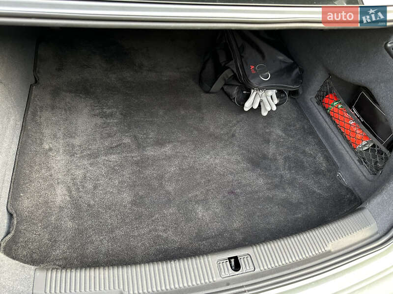 Седан Audi A6 2012 в Львове