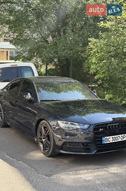 Седан Audi A6 2015 в 