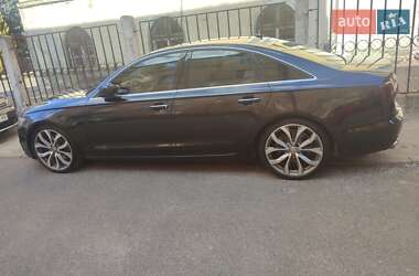 Седан Audi A6 2014 в 