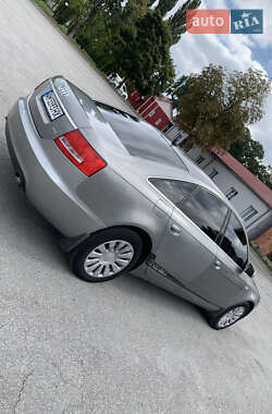 Седан Audi A6 2004 в 