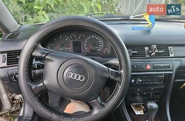 Седан Audi A6 1998 в 